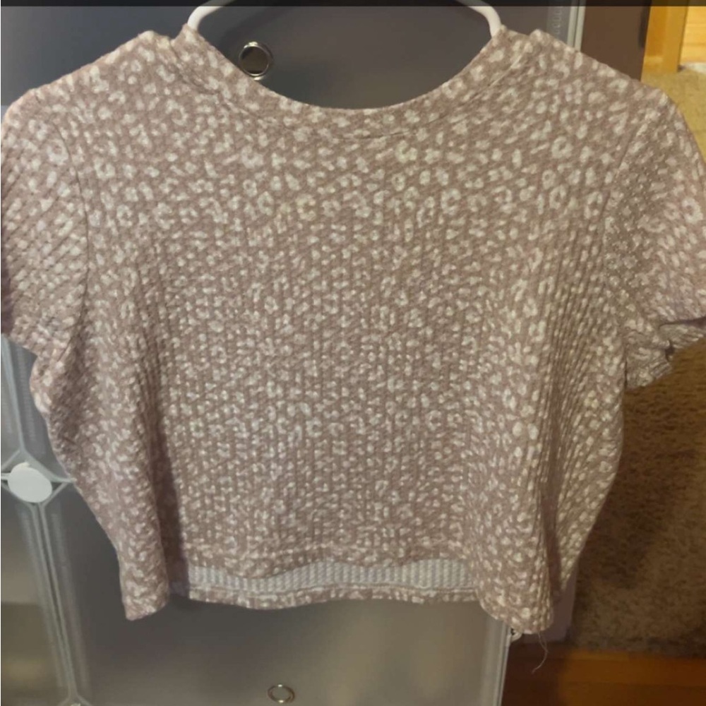 Rue21 Cream and Brown Patterned Crop Top